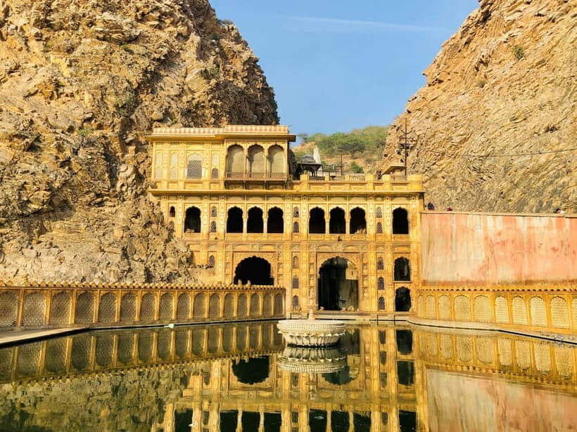 Jaipur: Full-Day City Tour with Car, Guide & Skip-the-Line - Panna Meena ka Kund: Where a Short Visit Feels Like a Thought Experiment