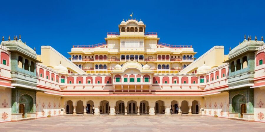 Jaipur: Full-Day Private Sightseeing Tour by Tuk Tuk - Hotel Pickup to Hawa Mahal: Quick Photos, Big Personality