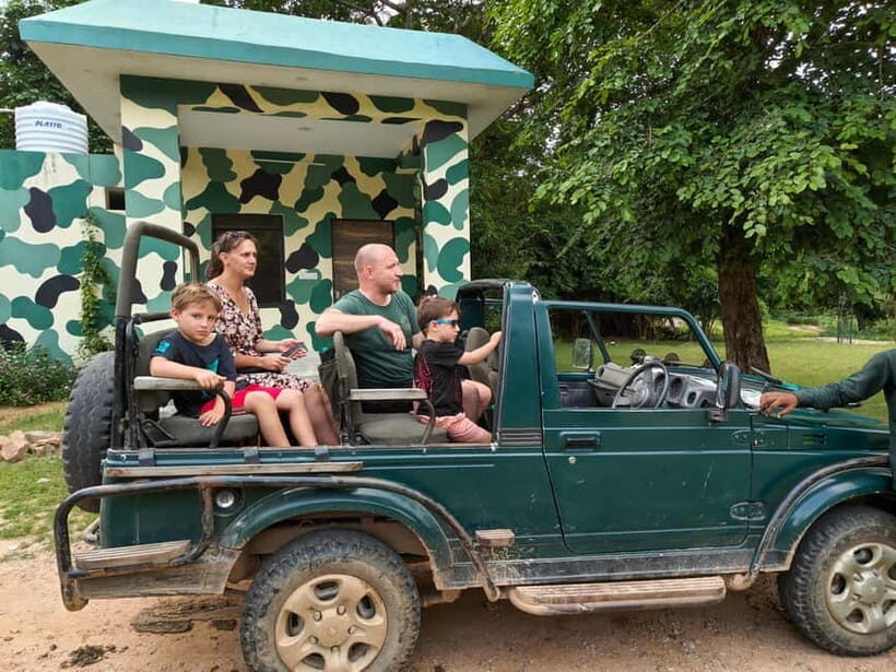 Jaipur: Jhalana Amagarh Leopard Reserve 4×4 Jeep Safari - Elephant Village Park Add-On: Worth It or a Trap