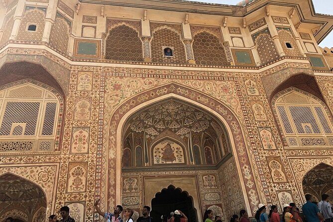 Jaipur Local Sightseeing Tour by Car and Driver - What the car-and-driver approach changes for you