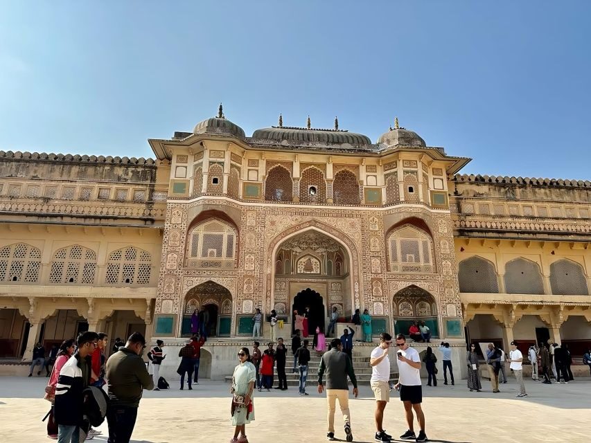 Jaipur Private City Tour with Hotel Pick-Up & Drop 4 - 8 Hrs - From Your Jaipur Hotel to Amber Fort in AC Comfort