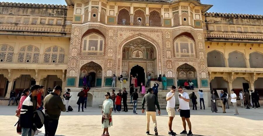 Jaipur Private City Tour with Hotel Pick-Up & Drop 4 - 8 Hrs - Lunch Break at a Local Restaurant: Simple, Timed, and Useful