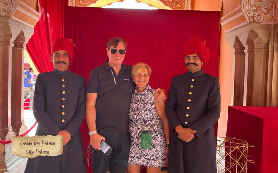 Jaipur: Private Full-Day Guided City Tour - City Palace and Chandra Mahal: where a royal residence meets museum space