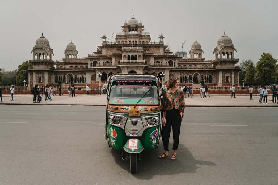 Jaipur: Private Full-Day Sightseeing Tour by Tuk-Tuk - Amber Fort hilltop time, plus the stepwell that slows everything down