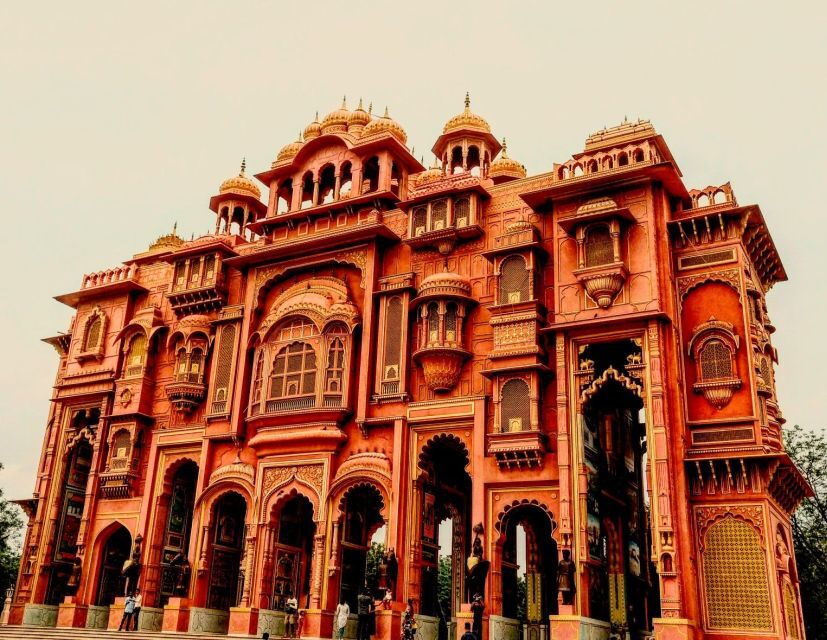 Jaipur: Private Sightseeing Day Tour with Guide by Car - Hawa Mahal: The Palace of Winds From Street Level