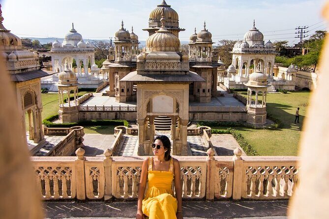 Jaipur Private Sightseeing Full Day Tour By Car and TukTuk - Pickup, Car, and the Tuk-Tuk Mix