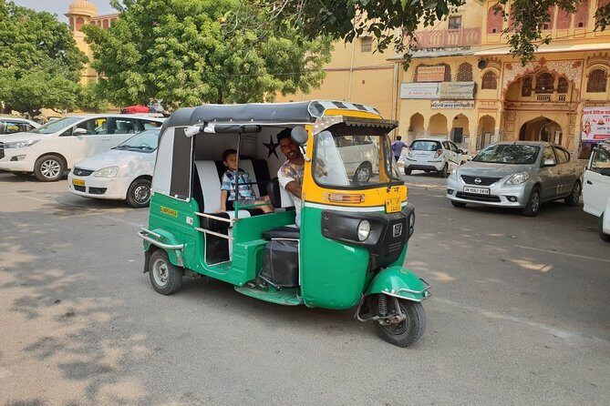 Jaipur Sightseeing by Tuk-Tuk - Stop 4: Hawa Mahal’s Pink Facades and Breeze-Faced Design
