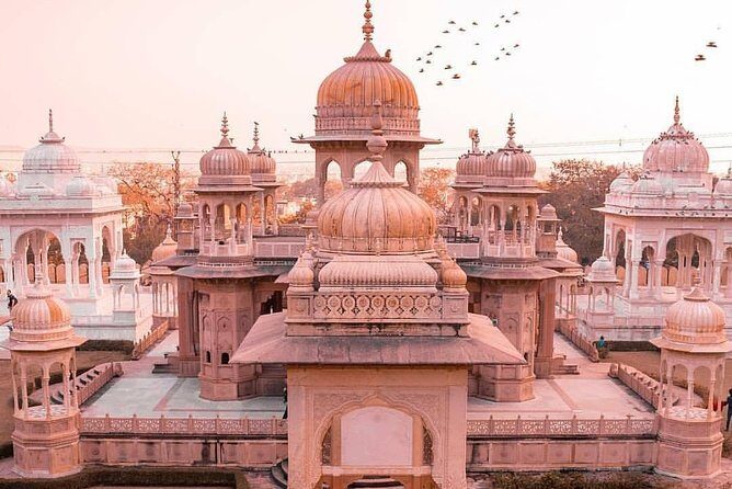 Jaipur Sightseeing - Private transportation, air-conditioning, and the comfort factor