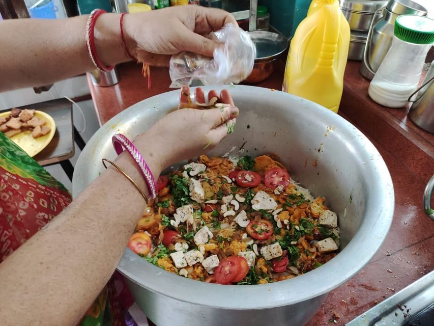 Jodhpur 9 Dishes Cooking Class Experience pickup and drop - Clean, comfortable, and family-run: the small details that earn the praise