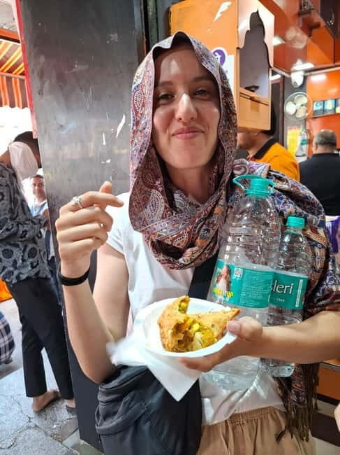 Jodhpur: Blue City Heritage Walking Tour - Snack tasting in the old market: where the tour turns delicious