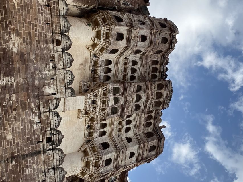 Jodhpur: Mehrangarh Fort and Blue City Private Guided Tour - Kunj Bihari Temple: Makrana Stone Meets a Love Story
