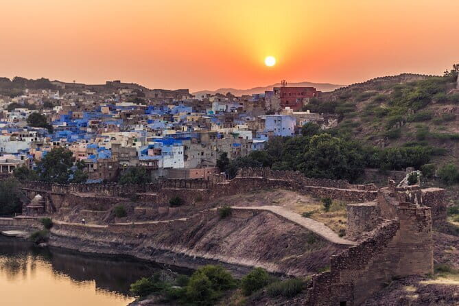 Jodhpur Tour : Fort, Jaswant Thada, Step-Well & Local Bazaar - Guide Style: The Real Difference You Feel on the Ground