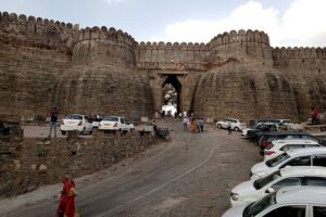 Kumbhalgarh & Ranakpur Day Trip from Udaipur with Guide and Lunch - Morning Pickup From Anywhere in Udaipur (and Why That Matters)