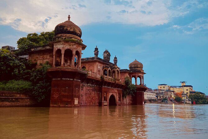 Marigold Boat Tour in Varanasi - Cremation sites and rituals: how to handle this part respectfully
