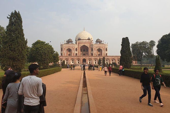 New Delhi and Old Delhi Private Tour 4-8 Hours - Customizable - New Delhi: Qutub Minar, Lotus Temple, Humayun’s Tomb, and India Gate
