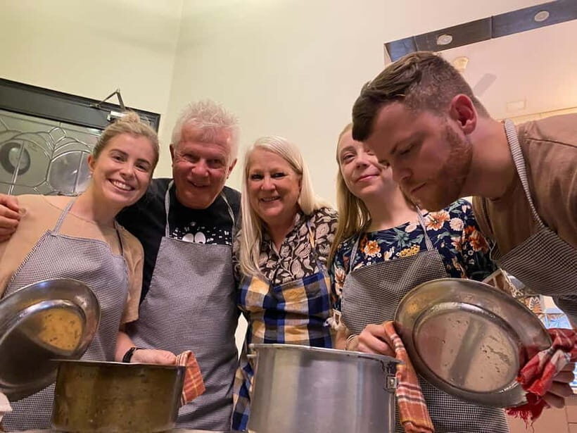 New Delhi: Indian Cooking Class in a Local Home - Key things to know before you cook in Delhi