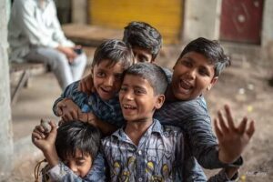 New Delhi Slum Walking Tour - Meet at Moti Nagar and get your bearings fast