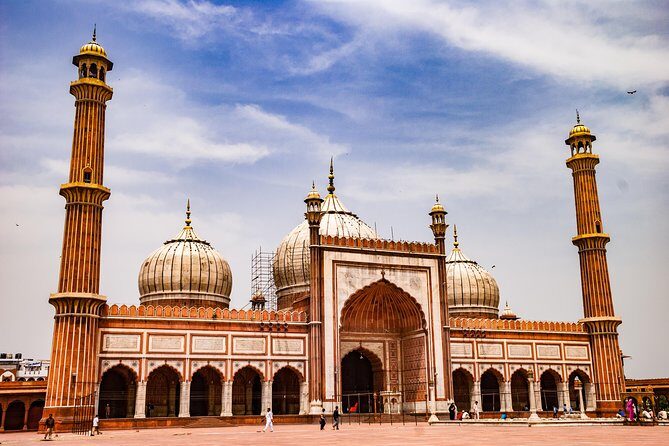 Old and New Delhi Full Day or Half Day Tour - Best of Delhi City - Gandhi Smriti and Parliament House: reflection meets power