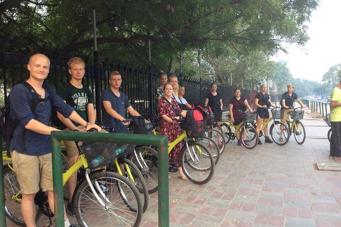 Old Delhi Bike Tour - Where you meet near Delhi Gate (and what to bring)