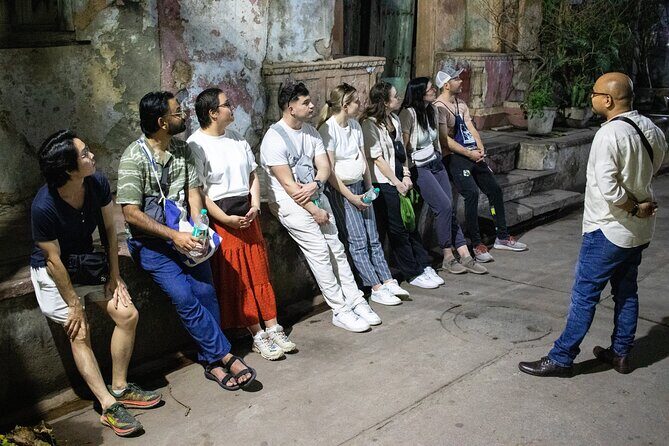 Old Delhi Night Food Tour - Kitchens & Local Stories - Stop 2: Chandni Chowk Market and vegetarian skewers that fool people