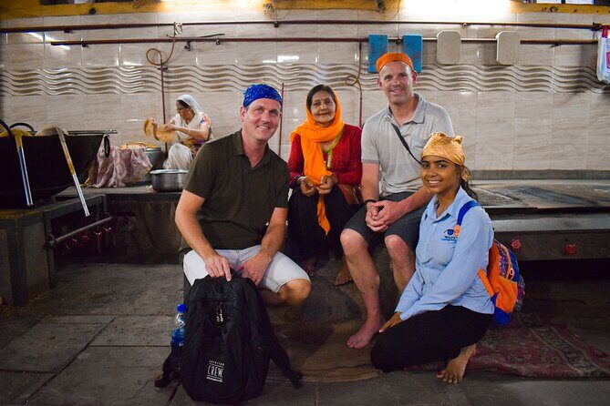 Old Delhi & Spice Market Tour - Entering Old Delhi via Motorized Rickshaw: The Best Kind of First Impression