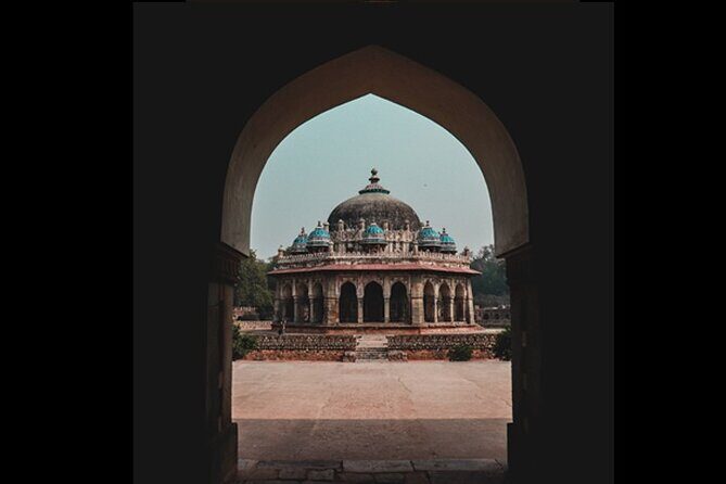 Old & New Delhi Private City Tour – Traveler’s Choice (Top Rated) - The Old Delhi-to-New Delhi shift: choosing your New Delhi combo