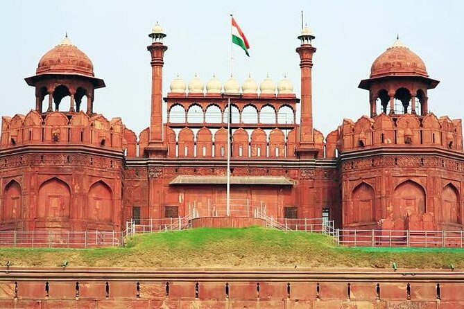 Old & New Delhi Private Tour-Half Day or Full Day Delhi City Tour - Old Delhi to New Delhi in one sweep