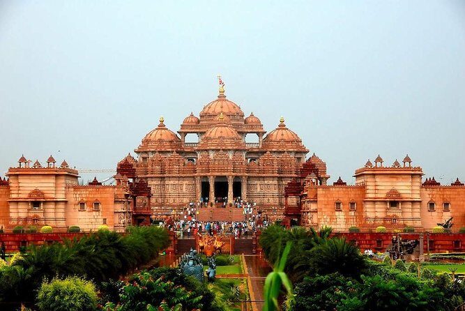 Old & New Delhi Private Tour-Half Day or Full Day Delhi City Tour - Pickup, private air-conditioned vehicle, and the Old Delhi rickshaw ride