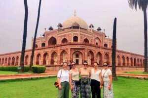 Old & New Delhi Private Tour - Half or Full Day (Rated Excellent) - Old Delhi’s Big Moment: Jama Masjid and the Market-Walk Energy