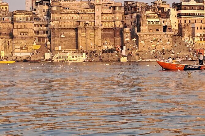 One Day Admirable tour in Varanasi Private Guided Tour - Banaras ghats walk: the city’s stairway to the river