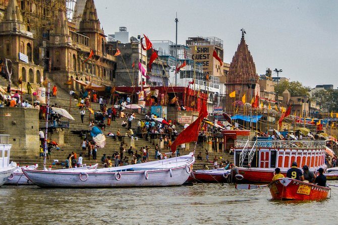 One day Varanasi tour - Private & Guided - Dasaswamedh Ghat and the river stairs close up