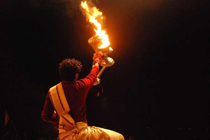 One day Varanasi tour - Private & Guided - A walk along the Ganges: what you notice after sunrise
