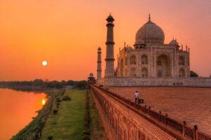 Private Day Trip To Agra Sunrise View Taj Mahal with Agra Fort - Taj Mahal skip-the-line and a guided walkthrough you can follow