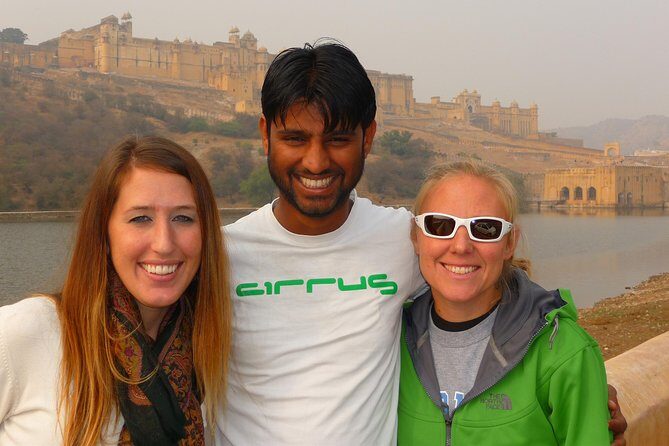 Private Guided Sightseeing Tour of Jaipur Highlights - Start at 9:00am with pickup and an air-conditioned plan