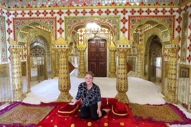 Private Jaipur Sightseeing Day Tour - Stop 6: Lunch break and Heritage market shopping time