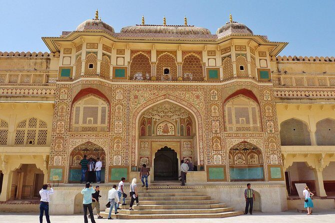 Private Jaipur(Pink City) Day Trip From Delhi By Car - Hawa Mahal: 950 windows, breeze logic, and fast photo opportunities