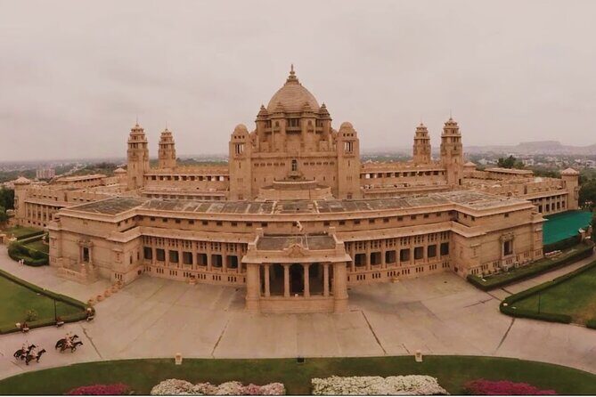 Private Jodhpur Blue City Tour With Private Tour Guide - Jaswant Thada: where marble, gardens, and calm take the reins