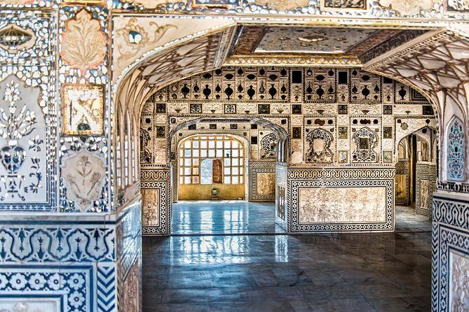 Private Same day Jaipur Tour from New Delhi - Entering Amber Palace: fort views, gates, and a real sense of scale