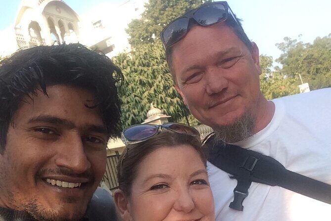 Private Shopping Tour in Jaipur - Stop 2: Ratnavali Arts for jewelry and stone craftsmanship you can see