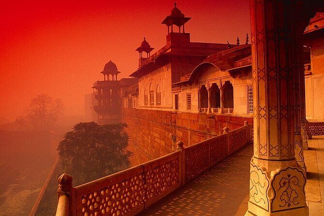 Private Sunrise Taj Mahal & Agra Fort Tour from New Delhi By Car - Why a 3 a.m. sunrise start is the whole point