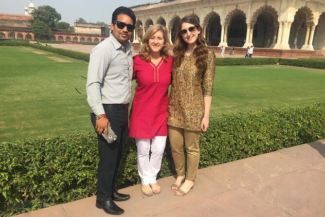 Private Taj Mahal & Agra Day Tour by Superfast Train From Delhi - 7:00am pickup to Agra station: how the day starts