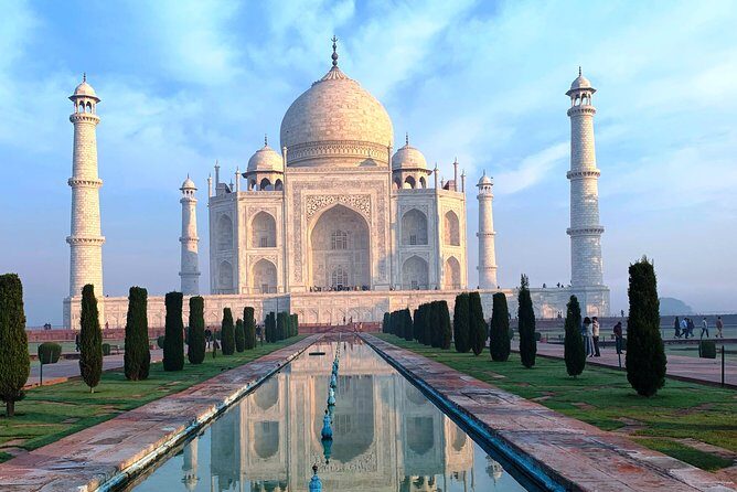 Private Taj Mahal ,Agra Fort and Baby Taj Tour From New Delhi - Private transport and the small comforts that make long drives easier