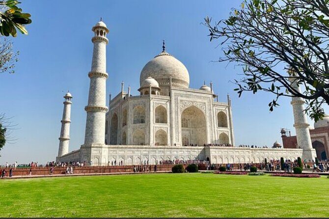 Private Taj Mahal Tour by Gatimaan Express Train - Delhi pickup and the Taj schedule (including the 2 AM sunrise plan)
