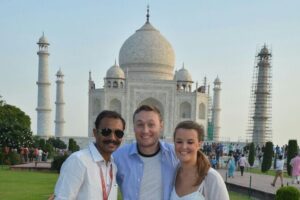 Private Taj Mahal Tour from Delhi by Car -All Inclusive - Agra Fort: the power base behind the skyline