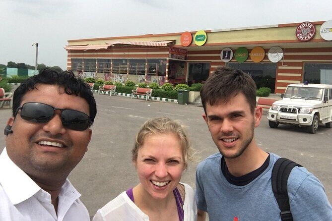Private Taj Mahal Tour from Delhi by Car -All Inclusive - Tickets, water, and small inclusions that add up