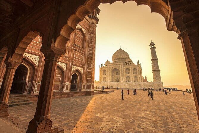 Private Transfer Agra to Delhi - What the fixed price includes (and why it feels smarter than it sounds)