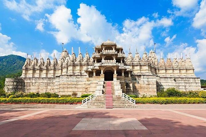 Private Transfer From Udaipur To Jodhpur Via Jain Temple & Kumbhalgarh Fort - Key highlights to know before you book