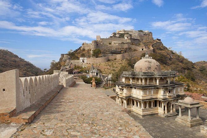Private Transfer From Udaipur To Jodhpur Via Jain Temple & Kumbhalgarh Fort - Ranakpur Jain Temple: a 15th-century temple laid out with purpose