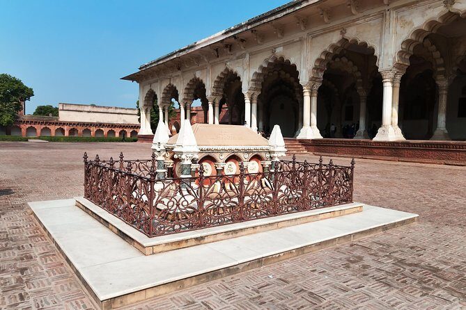 Same Day Taj Mahal, Agra Fort & Baby Taj Tour from Jaipur by Car - Baby Taj (Itmad-ud-Daula): The Marble-and-Pietra-Dura Stop That Shifts the Mood