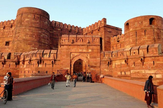 Same Day Taj Mahal Tour from Delhi - The AC private ride: punctual chauffeurs and real comfort